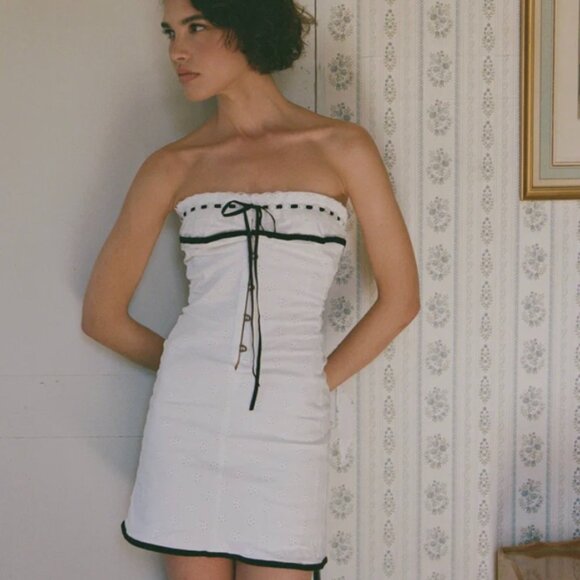 NWT With Jean Sabrin Dress l White Embroidery XXS - Picture 1 of 8